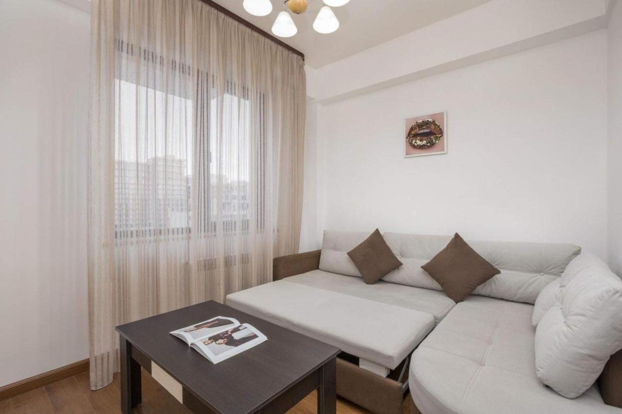 Deluxe Apartment In The City Center 2 Rooms Erevan Exterior foto